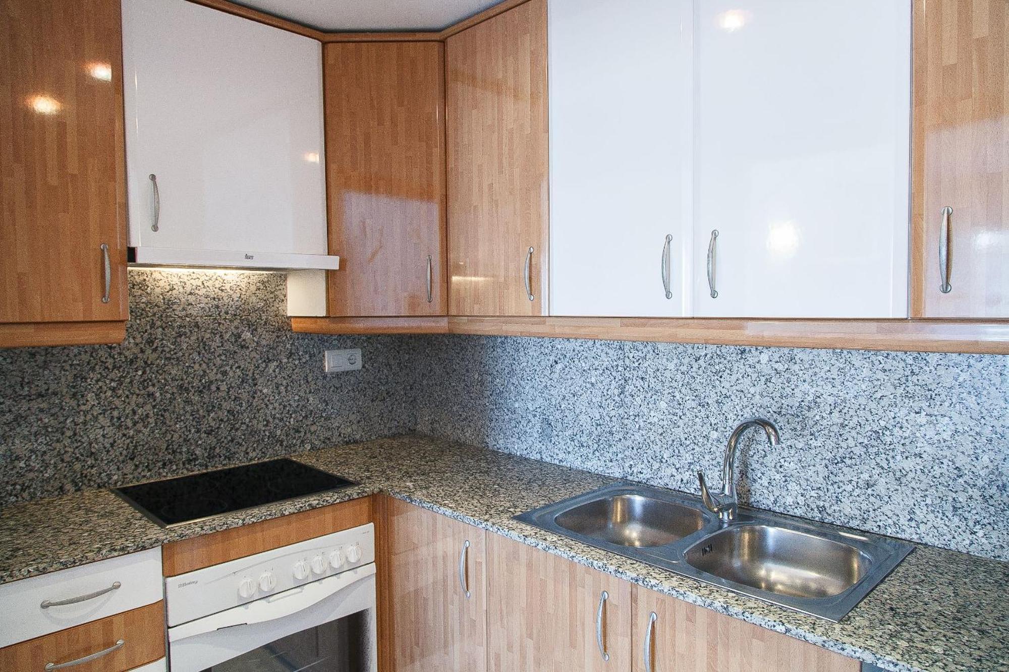 Uhc Ventura Park Apartments 살루 객실 사진