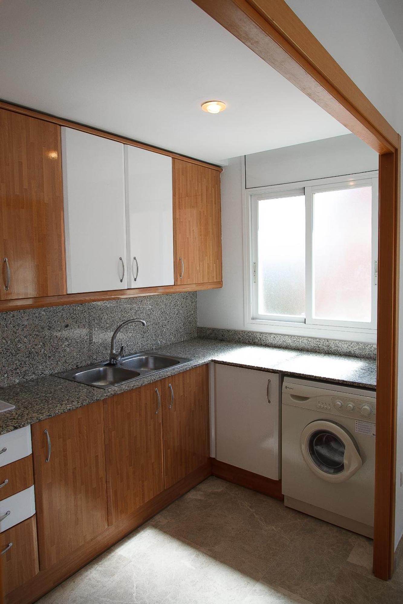 Uhc Ventura Park Apartments 살루 객실 사진